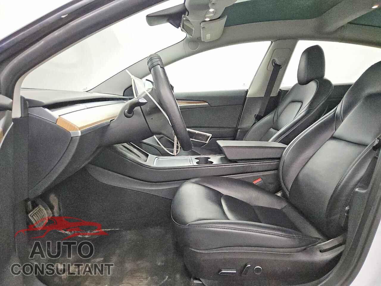 TESLA MODEL 3 2023 - 5YJ3E1EAXPF452121