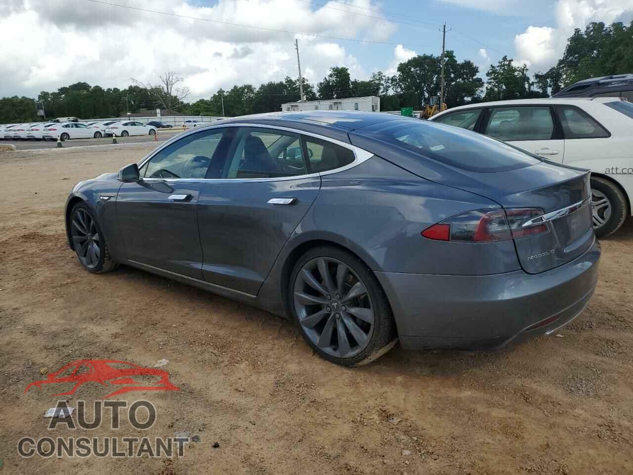 TESLA MODEL S 2013 - 5YJSA1CG6DFP21533