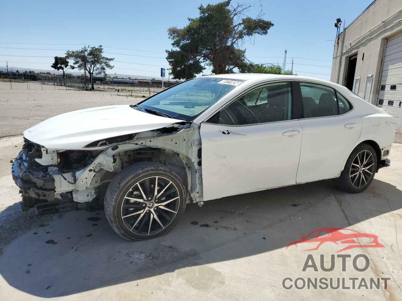 TOYOTA CAMRY 2023 - 4T1G11AK0PU788276