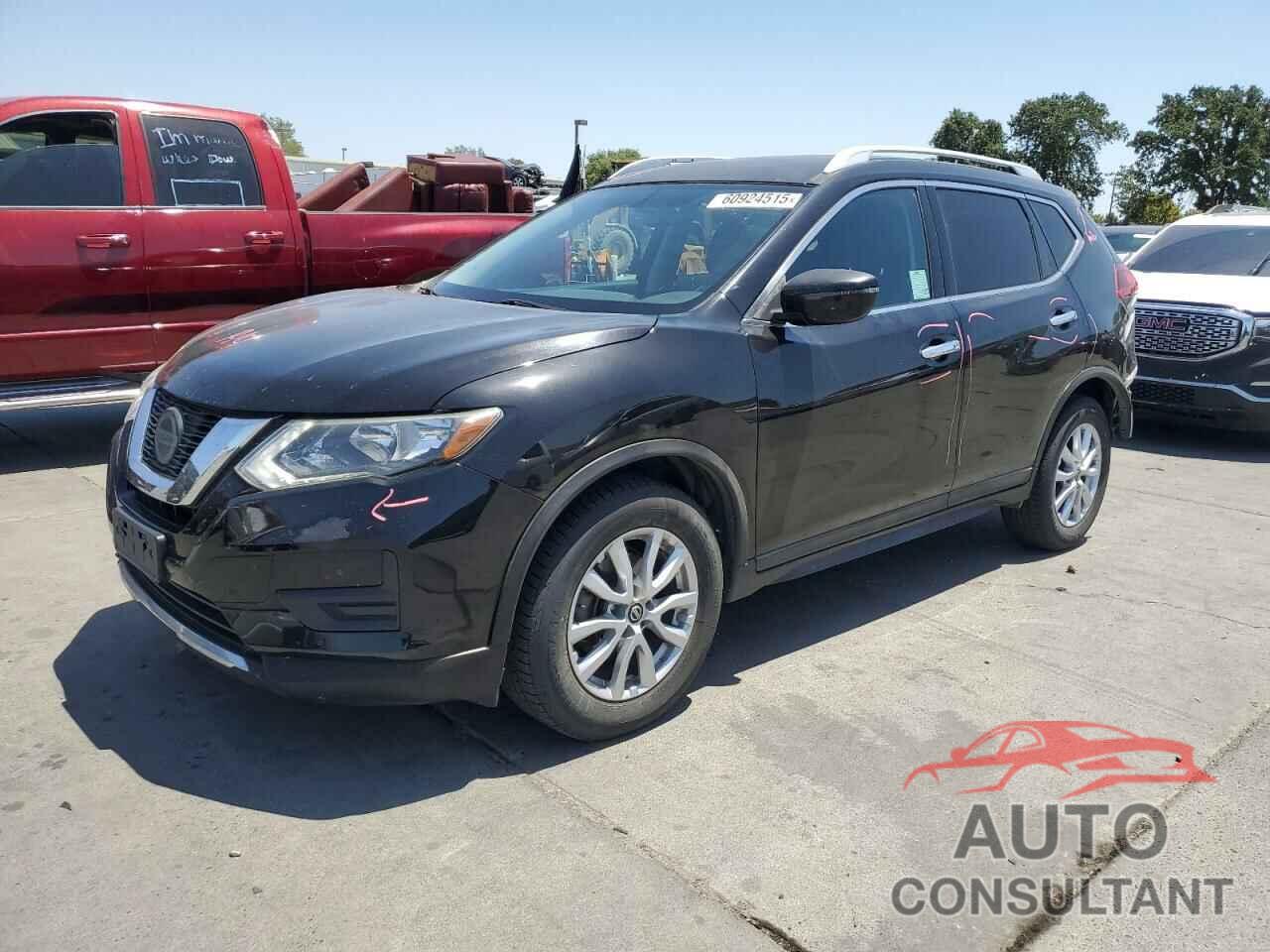 NISSAN ROGUE 2018 - KNMAT2MT0JP506190