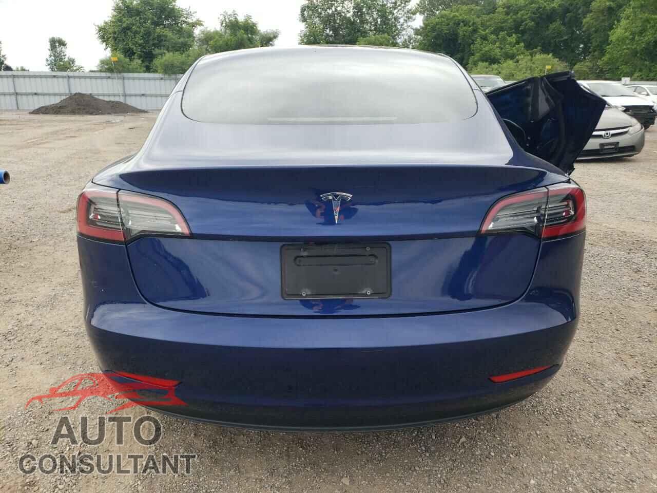 TESLA MODEL 3 2023 - LRW3E1FA3PC899849