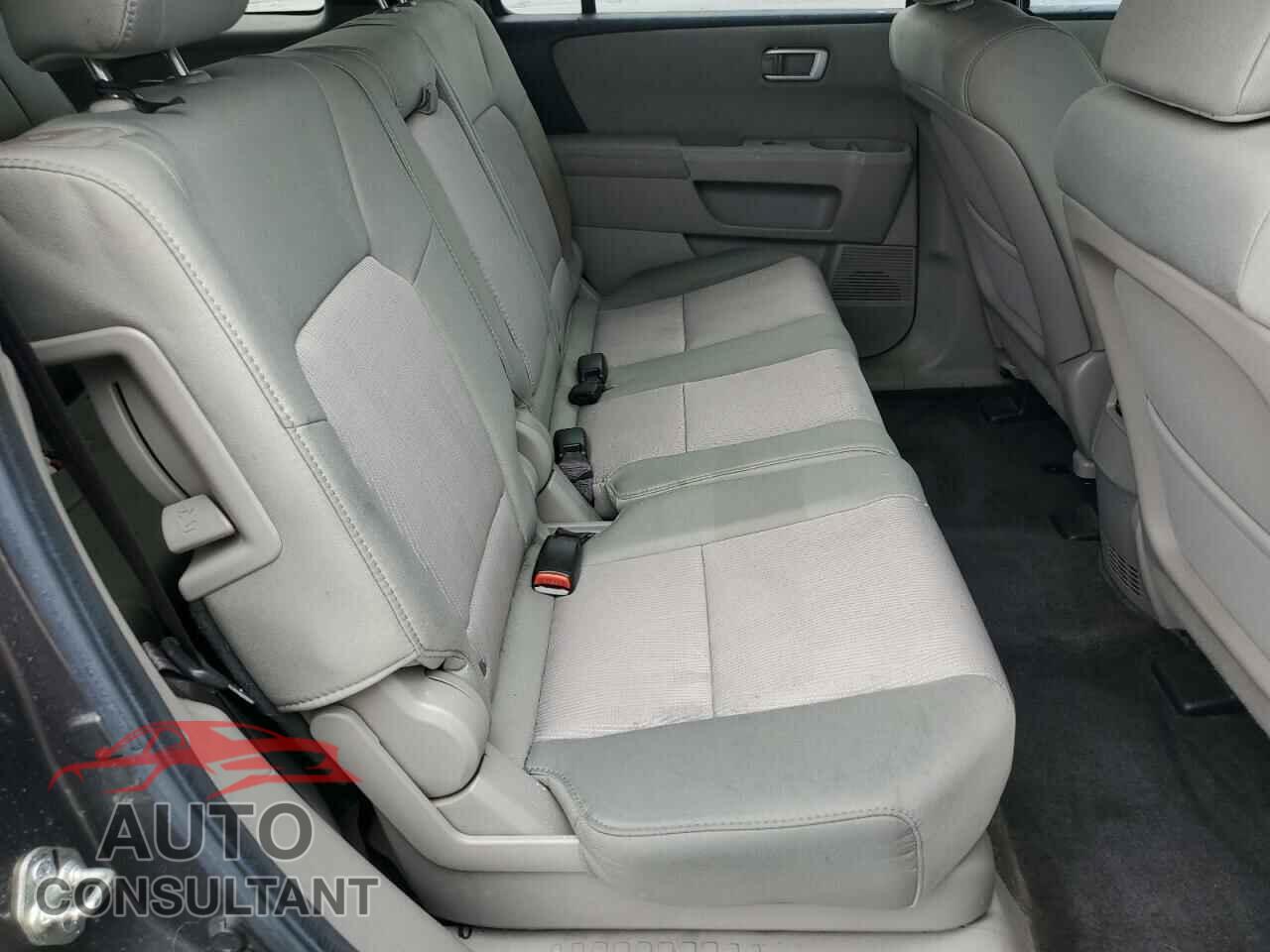 HONDA PILOT 2012 - 5FNYF3H41CB043682