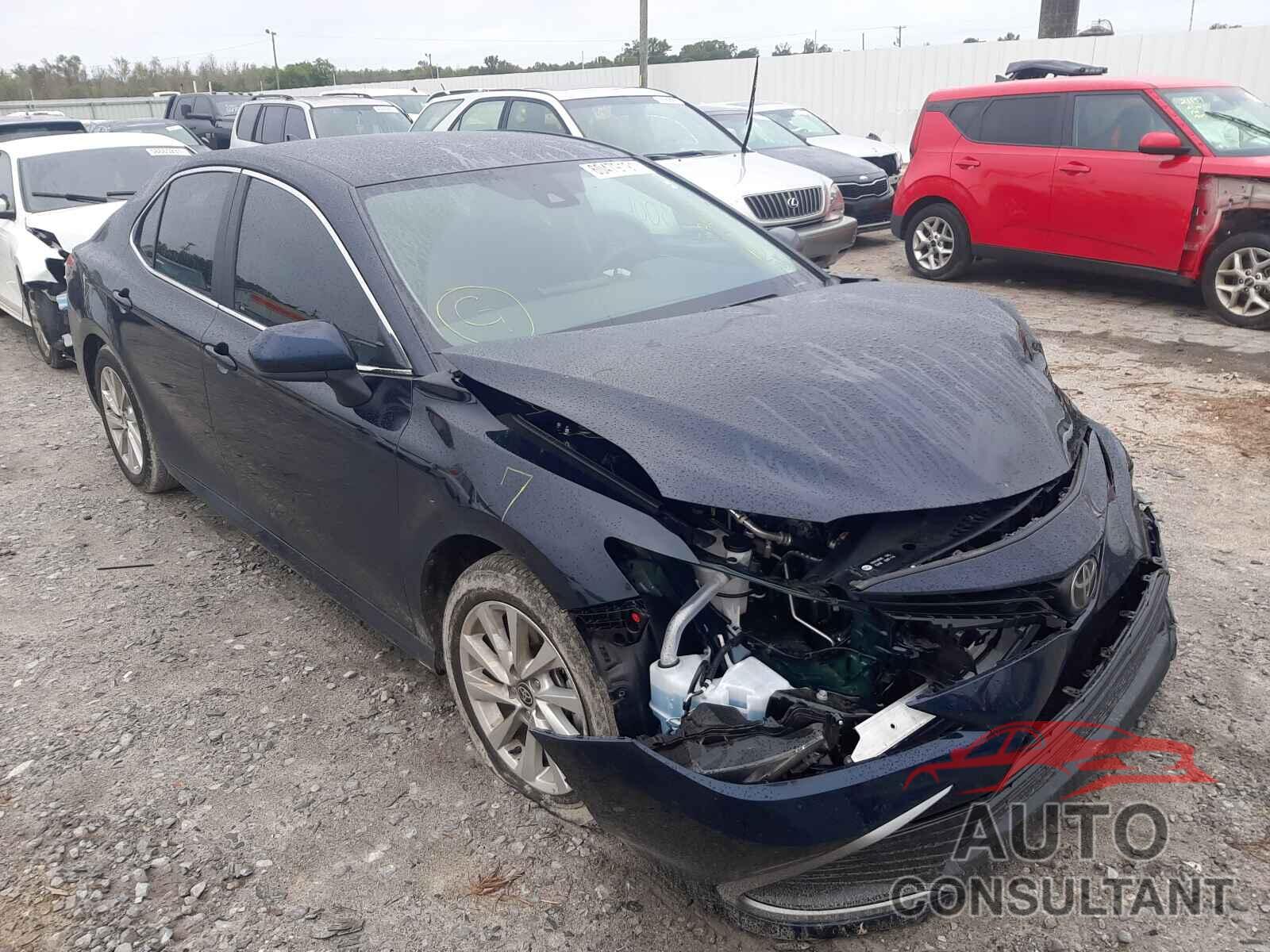 TOYOTA CAMRY 2021 - 4T1C11AK3MU453569