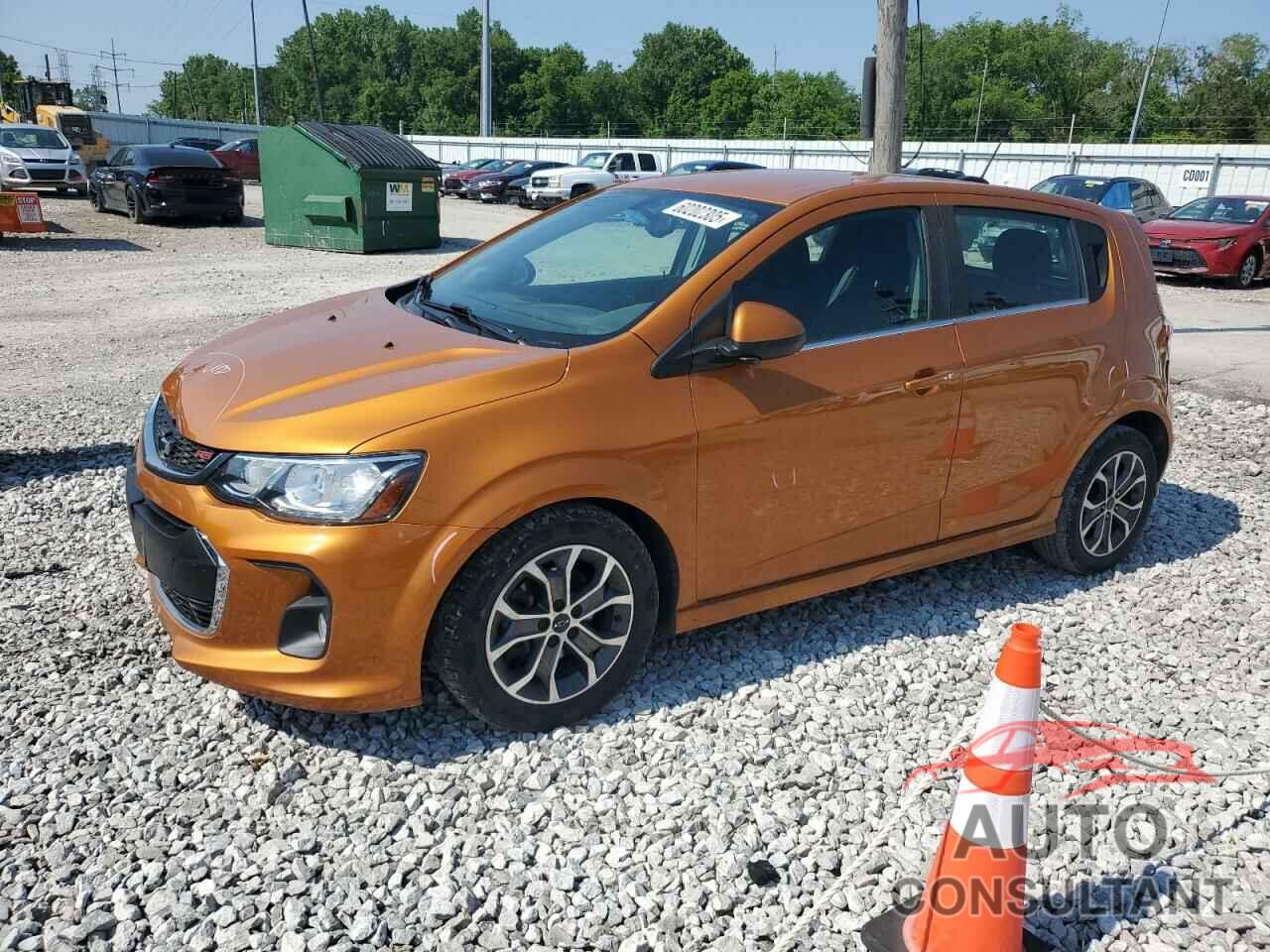 CHEVROLET SONIC 2018 - 1G1JD6SB9J4102958