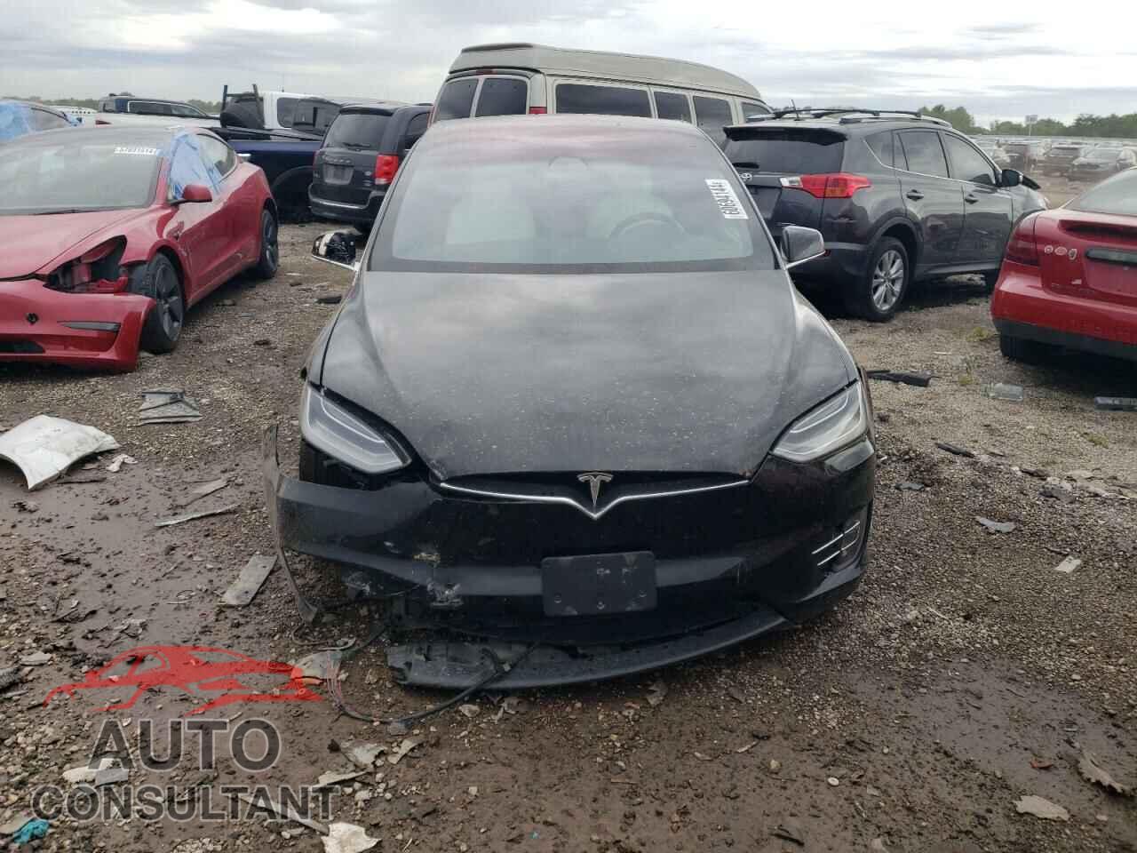 TESLA MODEL X 2017 - 5YJXCBE28HF050086