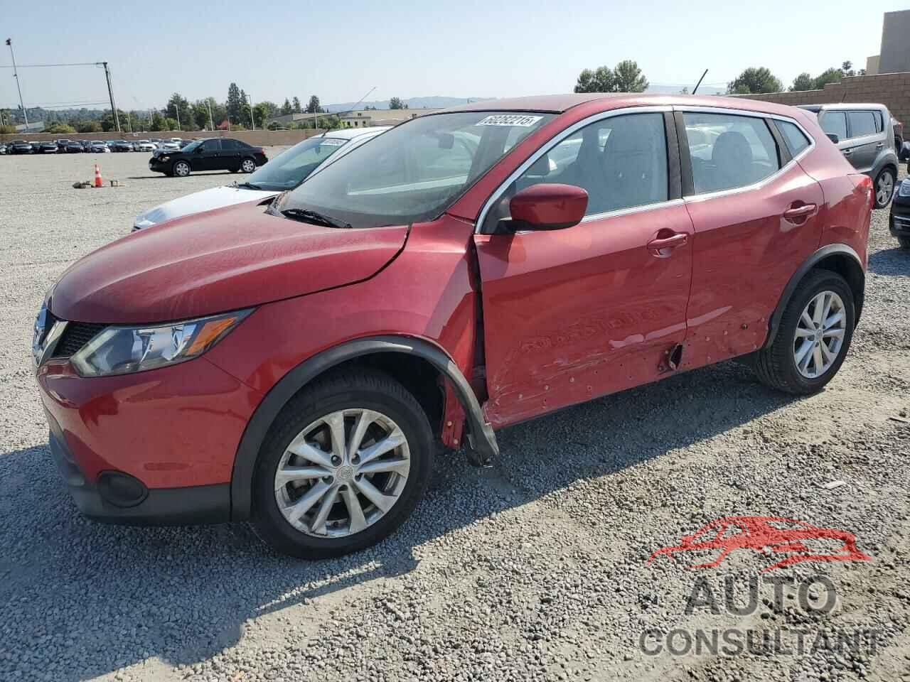NISSAN ROGUE 2017 - JN1BJ1CP7HW007026