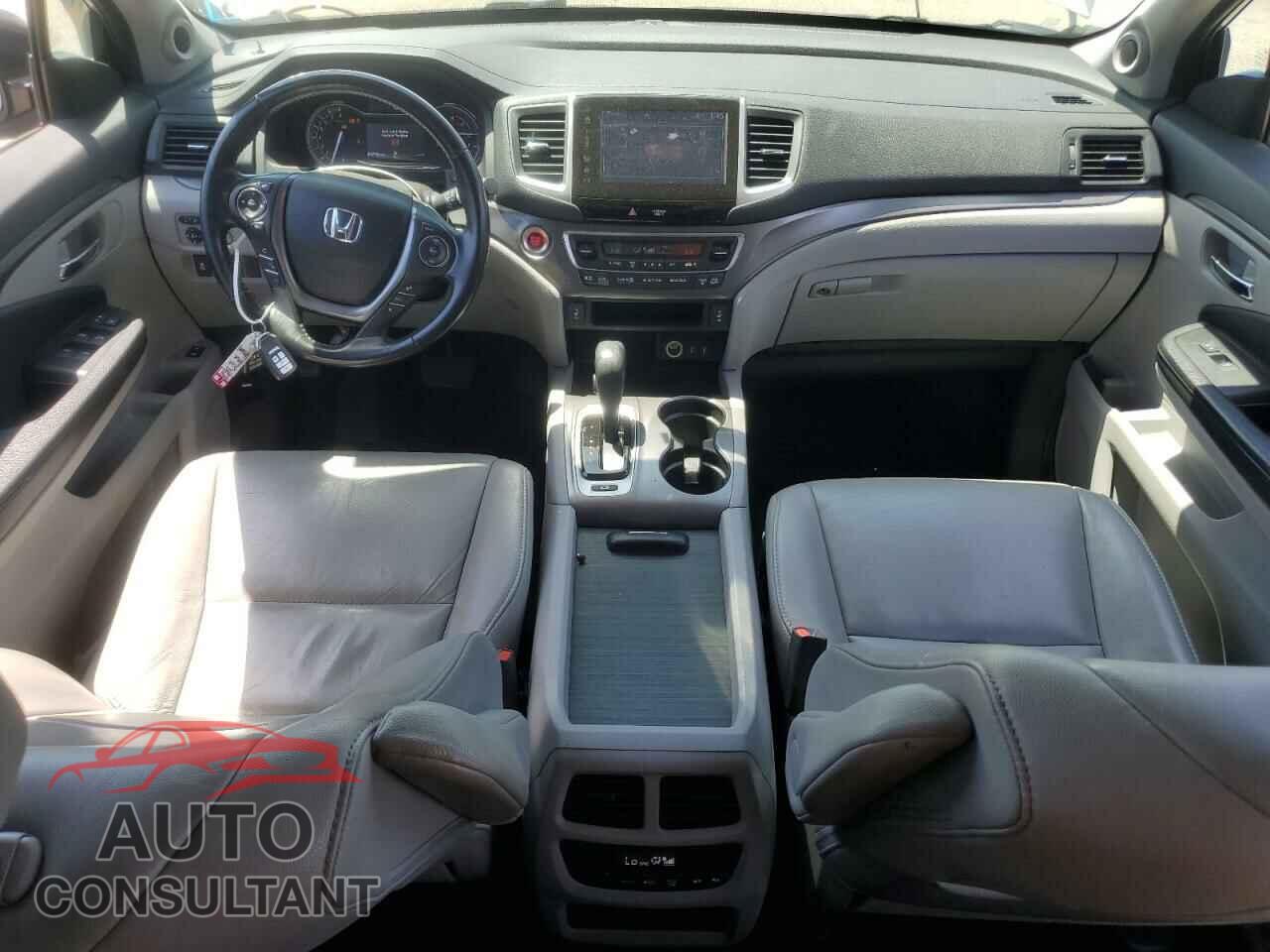 HONDA PILOT 2018 - 5FNYF6H55JB052067