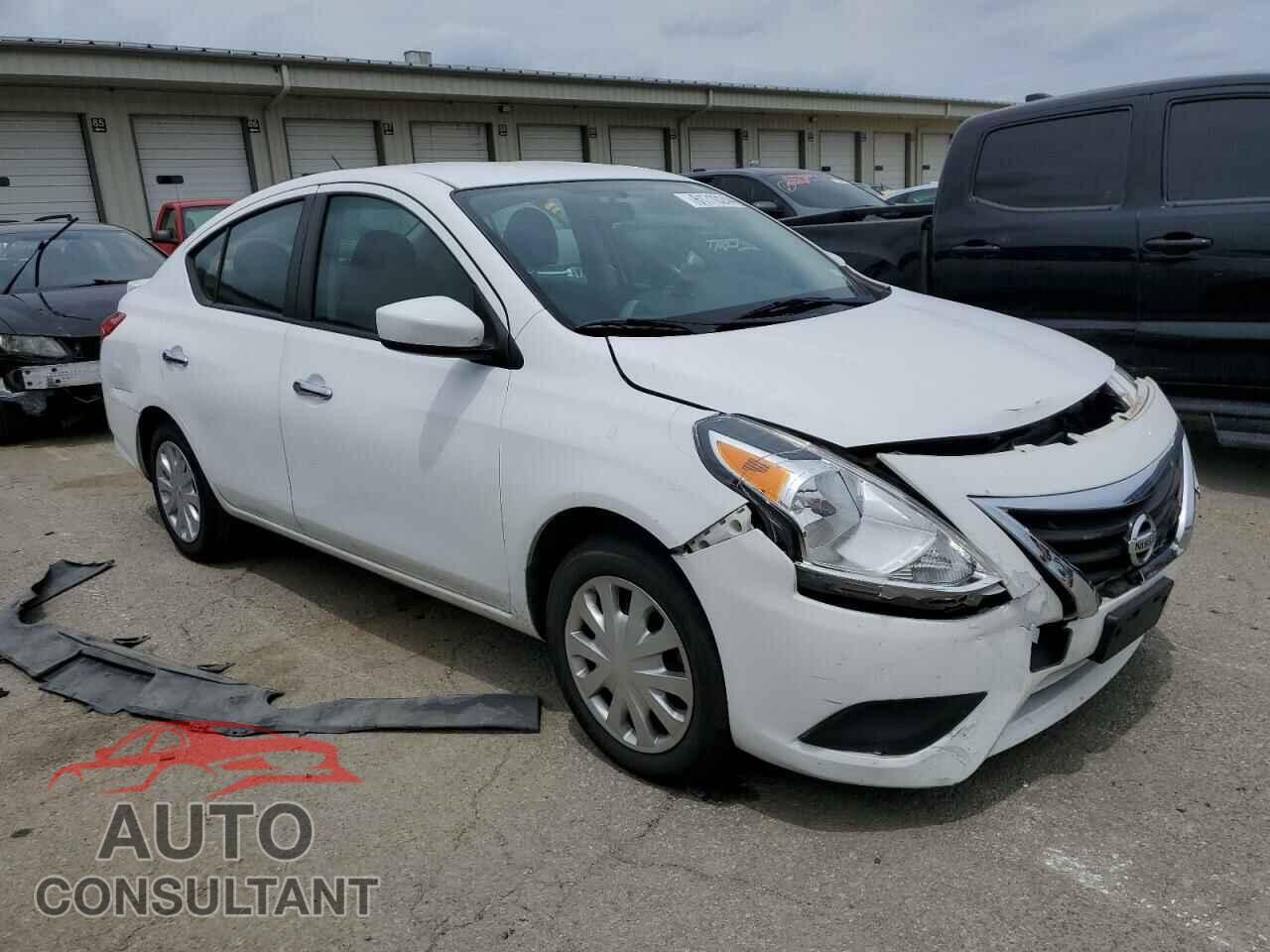 NISSAN VERSA 2019 - 3N1CN7AP3KL864570