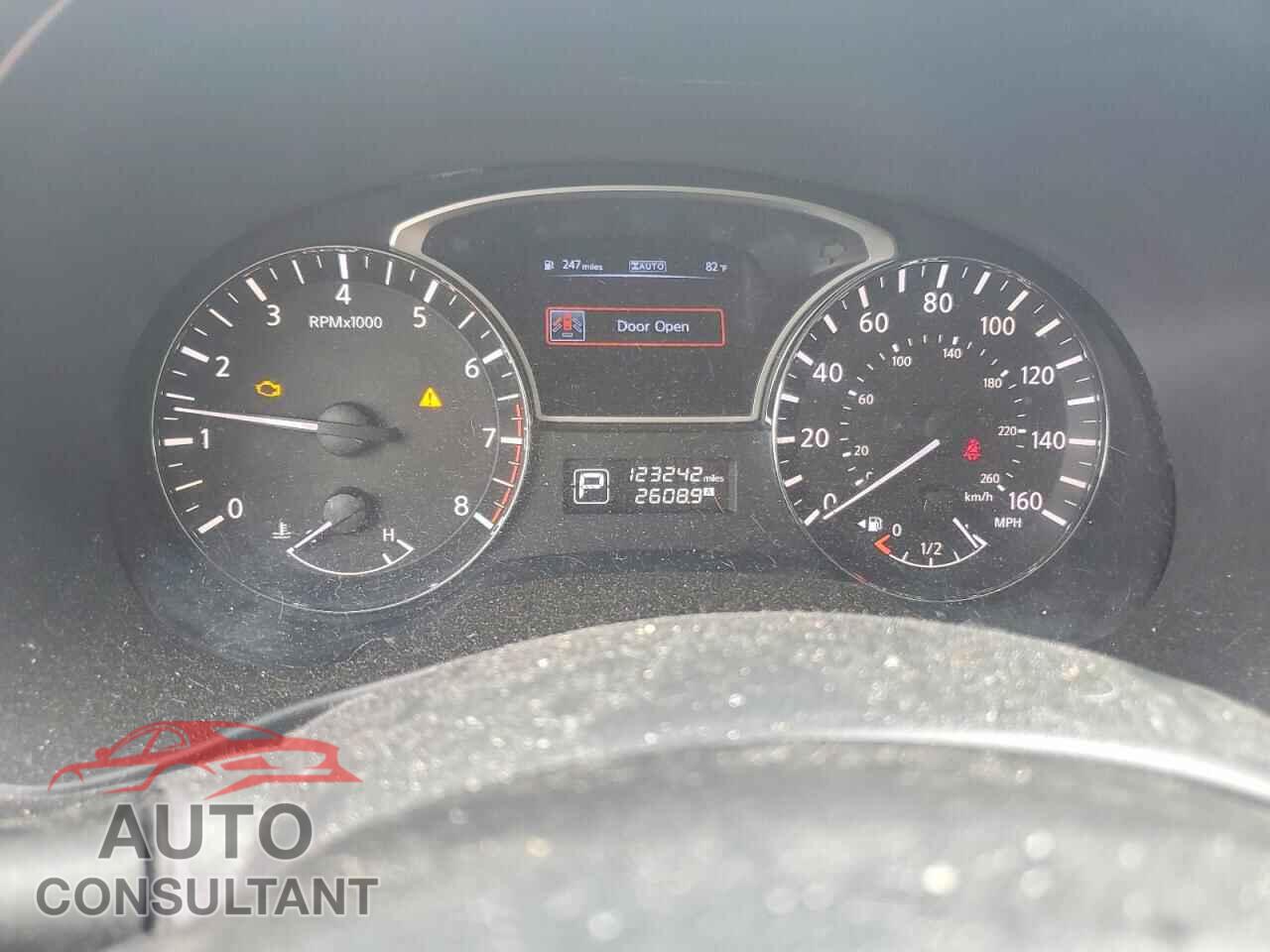 NISSAN PATHFINDER 2014 - 5N1AR2MM3EC688595