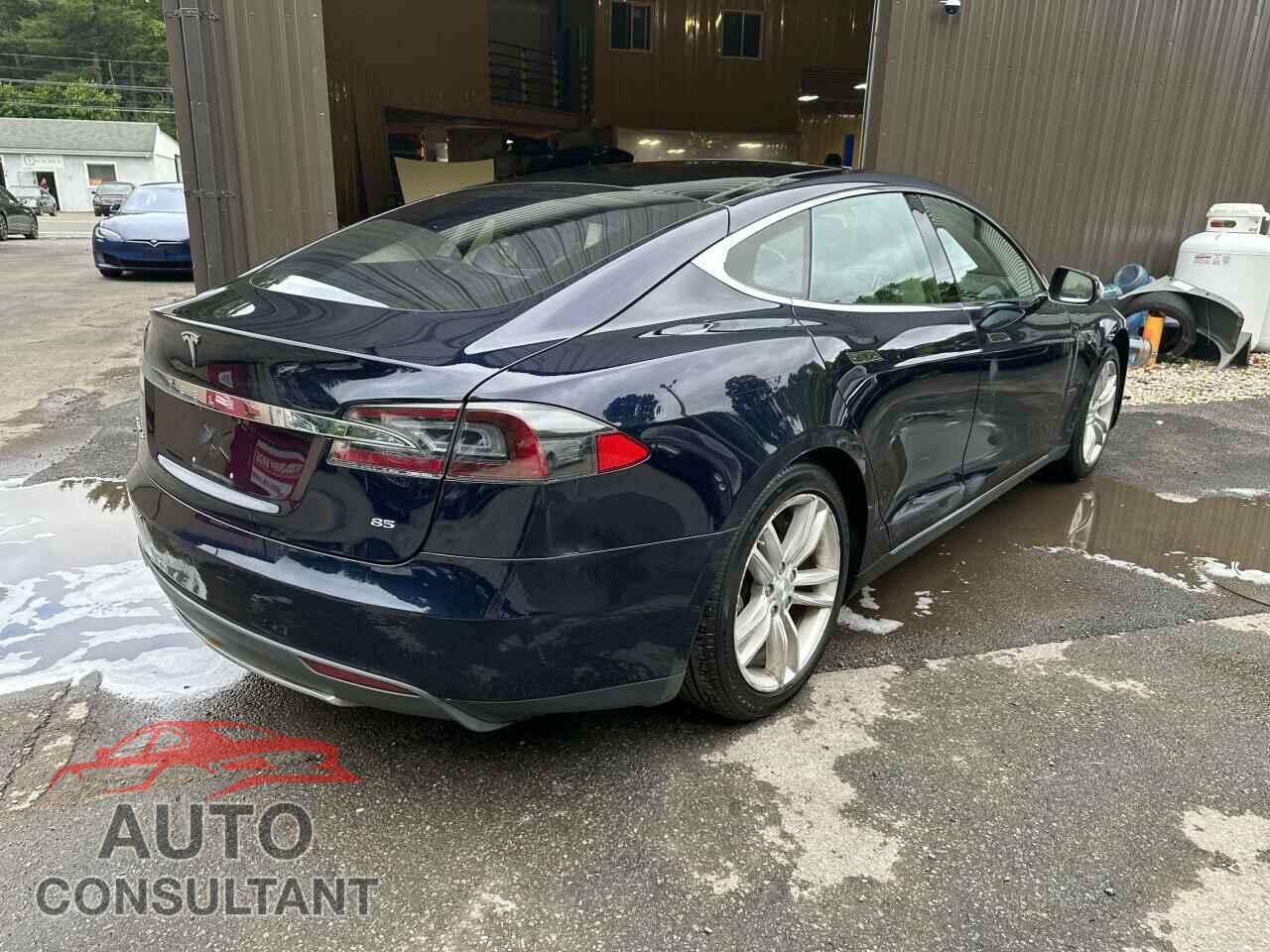 TESLA MODEL S 2014 - 5YJSA1H14EFP41320