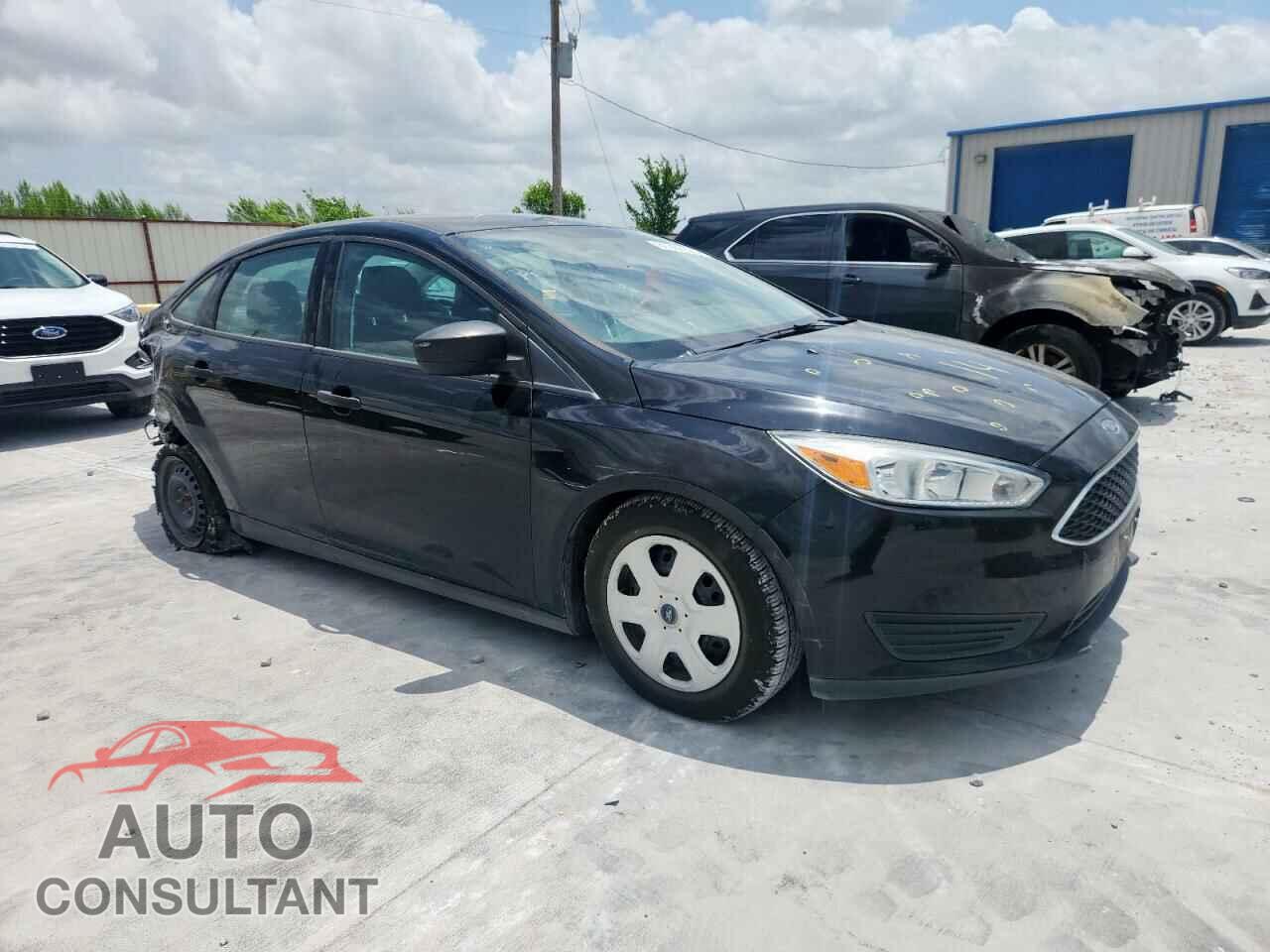 FORD FOCUS 2016 - 1FADP3E27GL252531