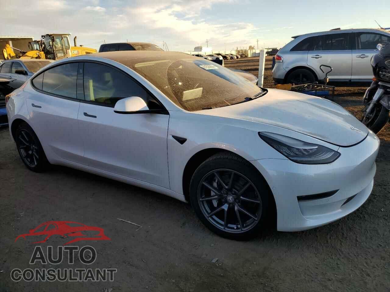 TESLA MODEL 3 2021 - 5YJ3E1EA2MF861144