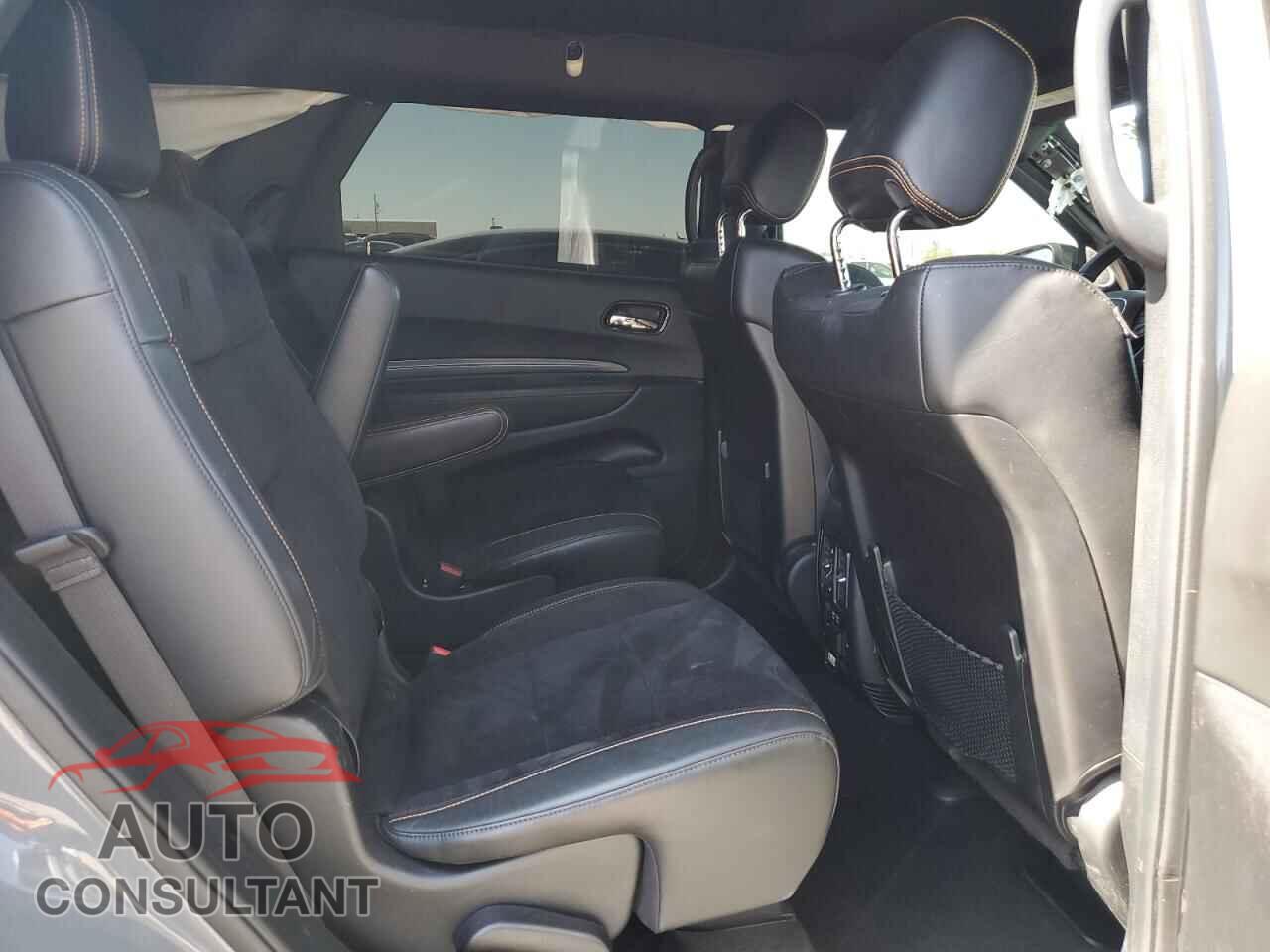 DODGE DURANGO 2023 - 1C4SDJCT1PC564676