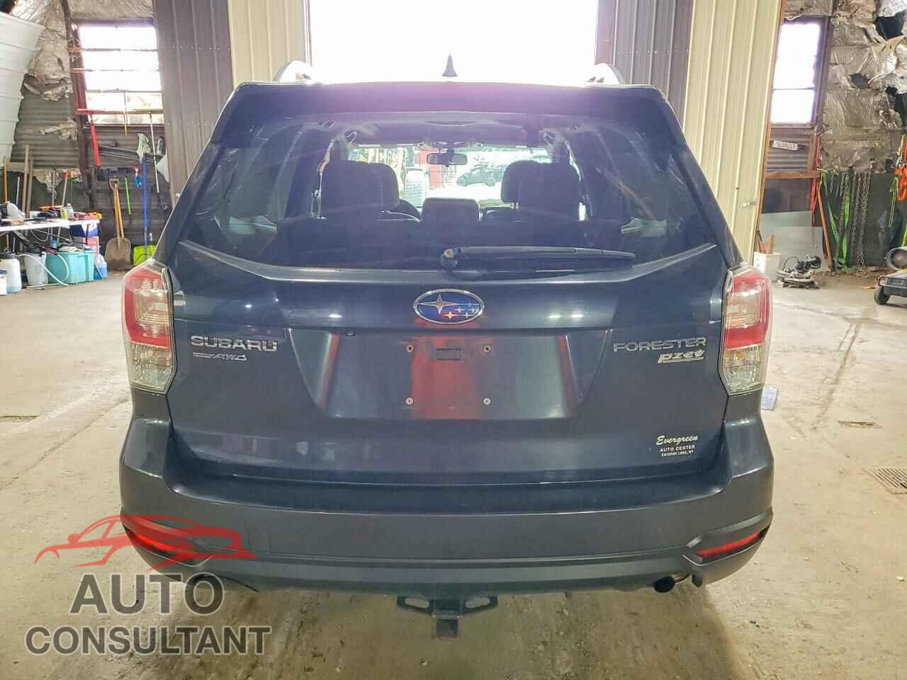 SUBARU FORESTER 2017 - JF2SJAEC1HH506899