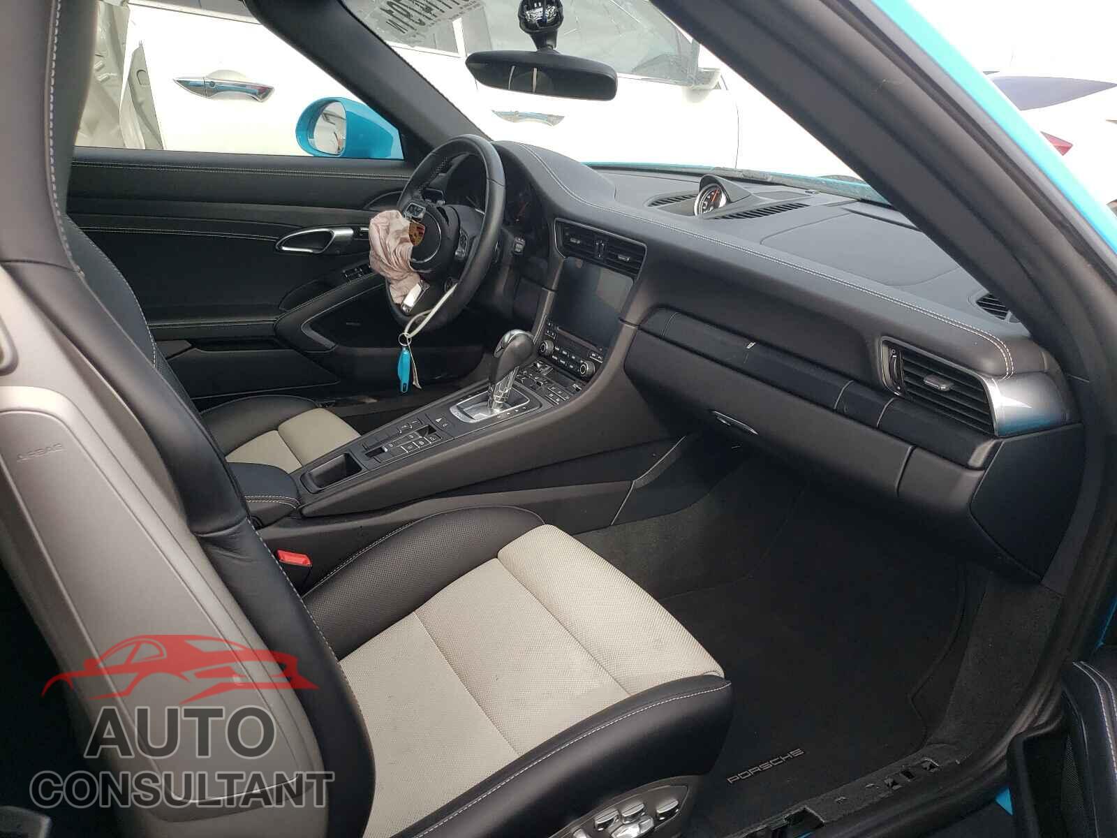 PORSCHE 911 2019 - WP0BB2A91KS125902