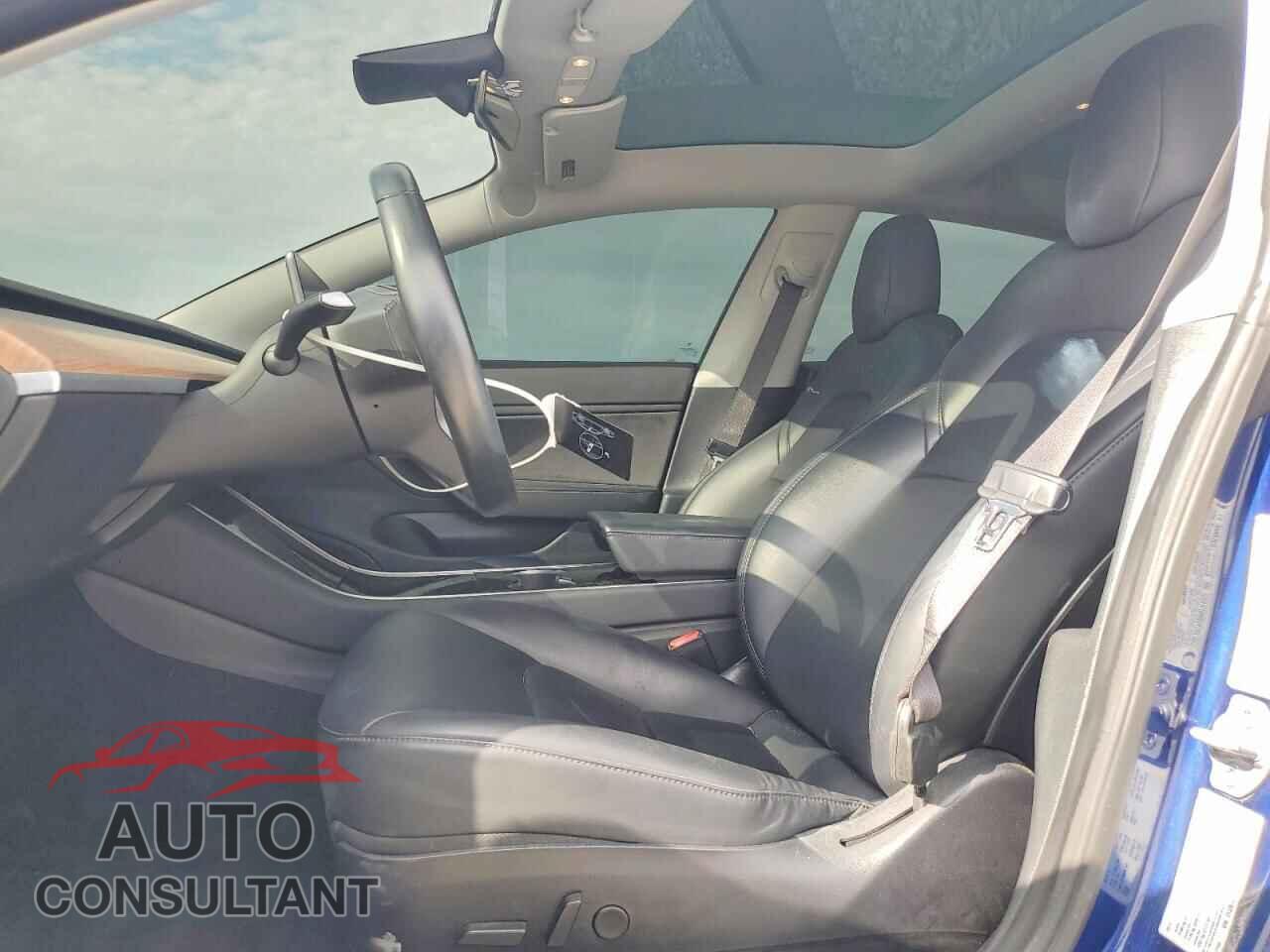 TESLA MODEL 3 2018 - 5YJ3E1EA2JF038399
