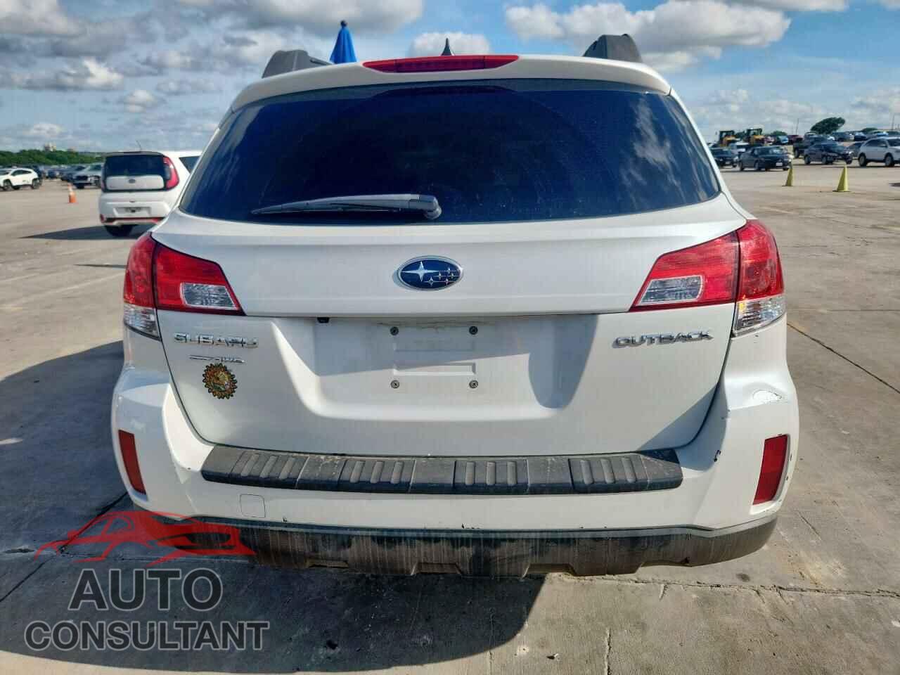 SUBARU OUTBACK 2014 - 4S4BRCPC8E3285743
