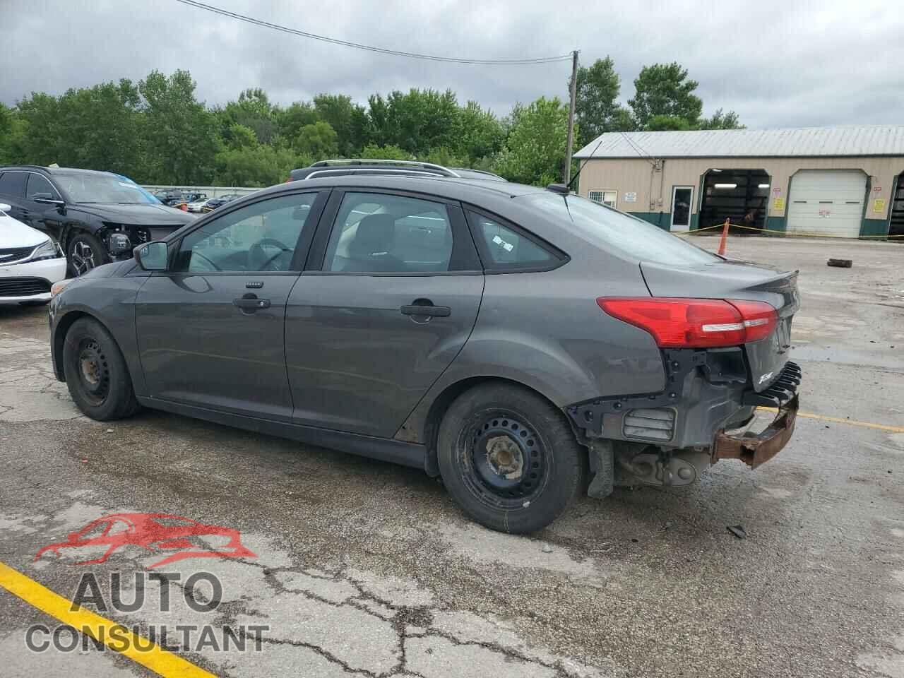 FORD FOCUS 2015 - 1FADP3E29FL279258