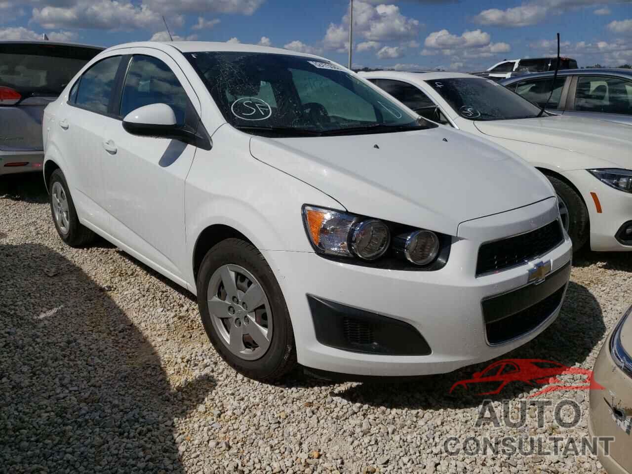 CHEVROLET SONIC 2015 - 1G1JA5SH4F4128642