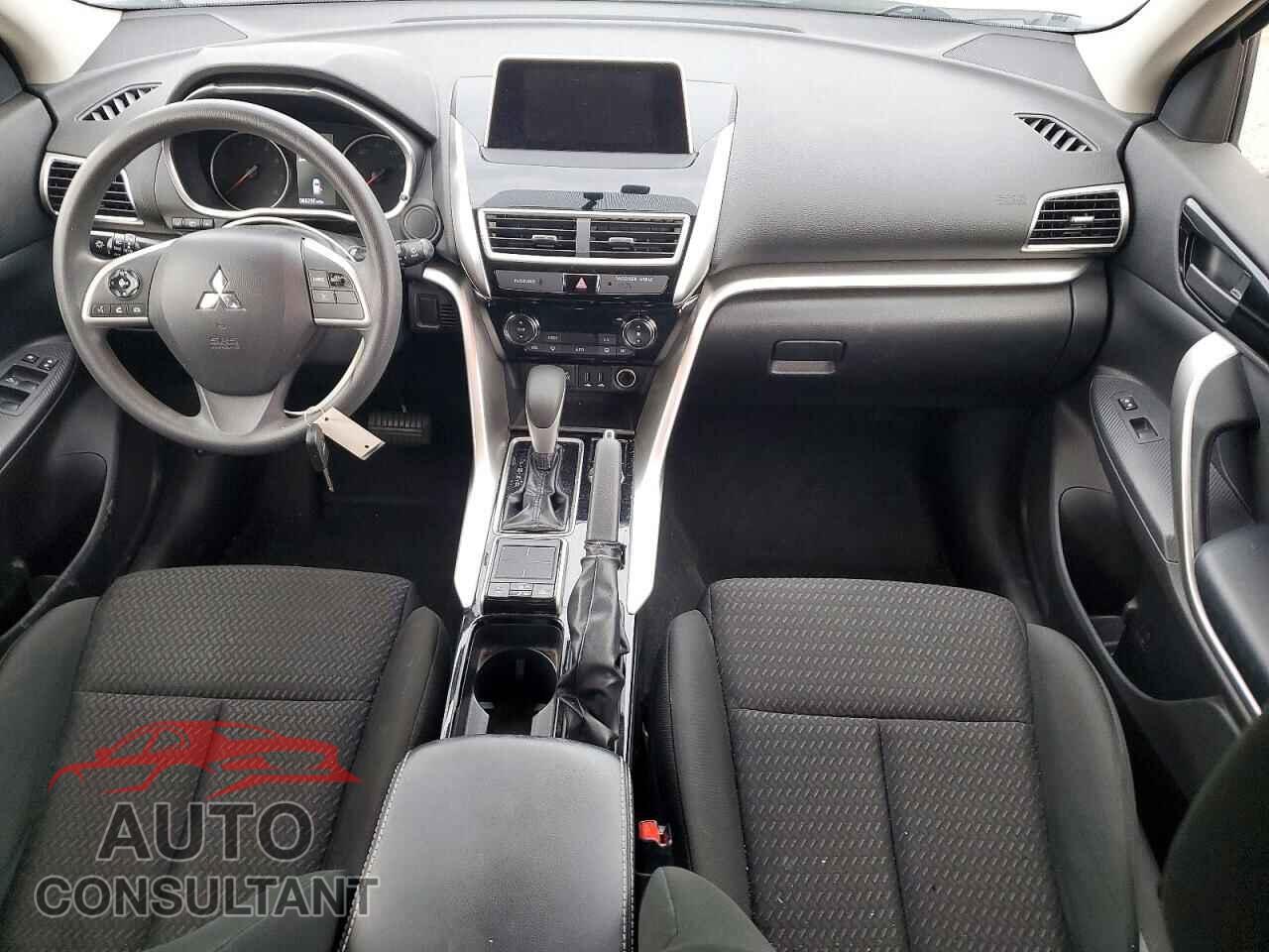 MITSUBISHI ECLIPSE 2018 - JA4AT4AA5JZ045209