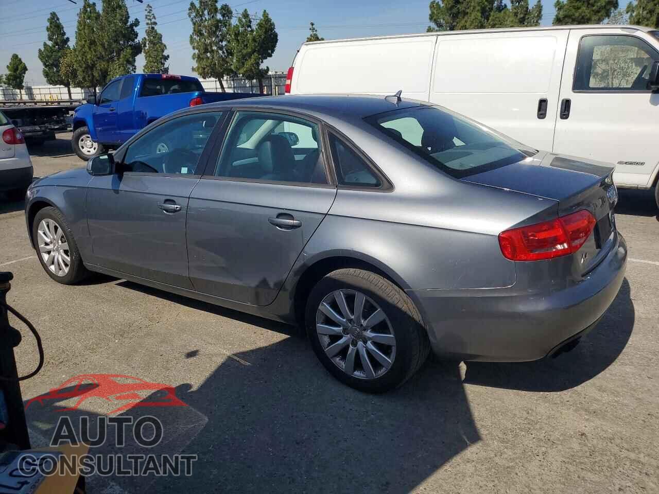 AUDI A4 2012 - WAUBFAFL8CA047612
