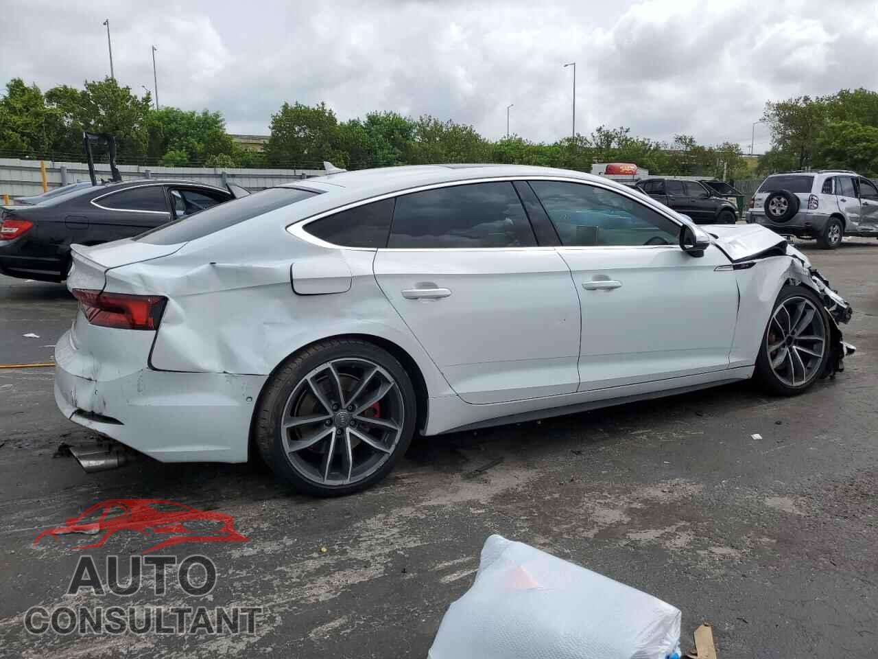AUDI S5/RS5 2019 - WAUC4CF59KA021476