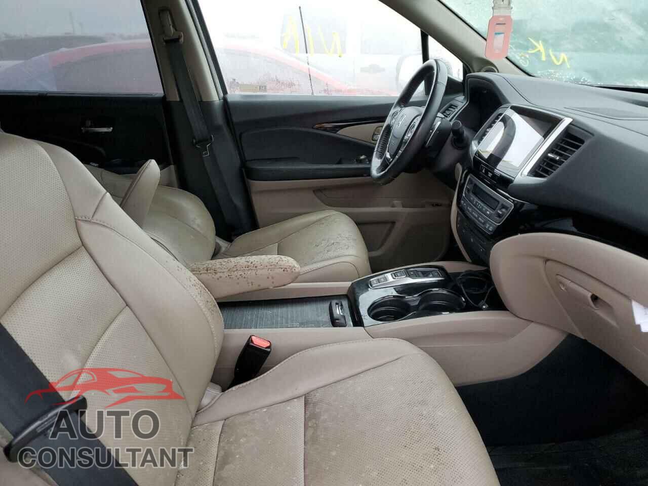 HONDA PILOT 2018 - 5FNYF6H04JB019534