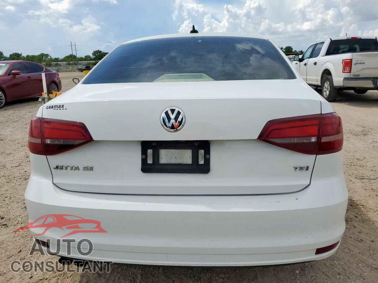 VOLKSWAGEN JETTA 2017 - 3VWDB7AJ1HM384596