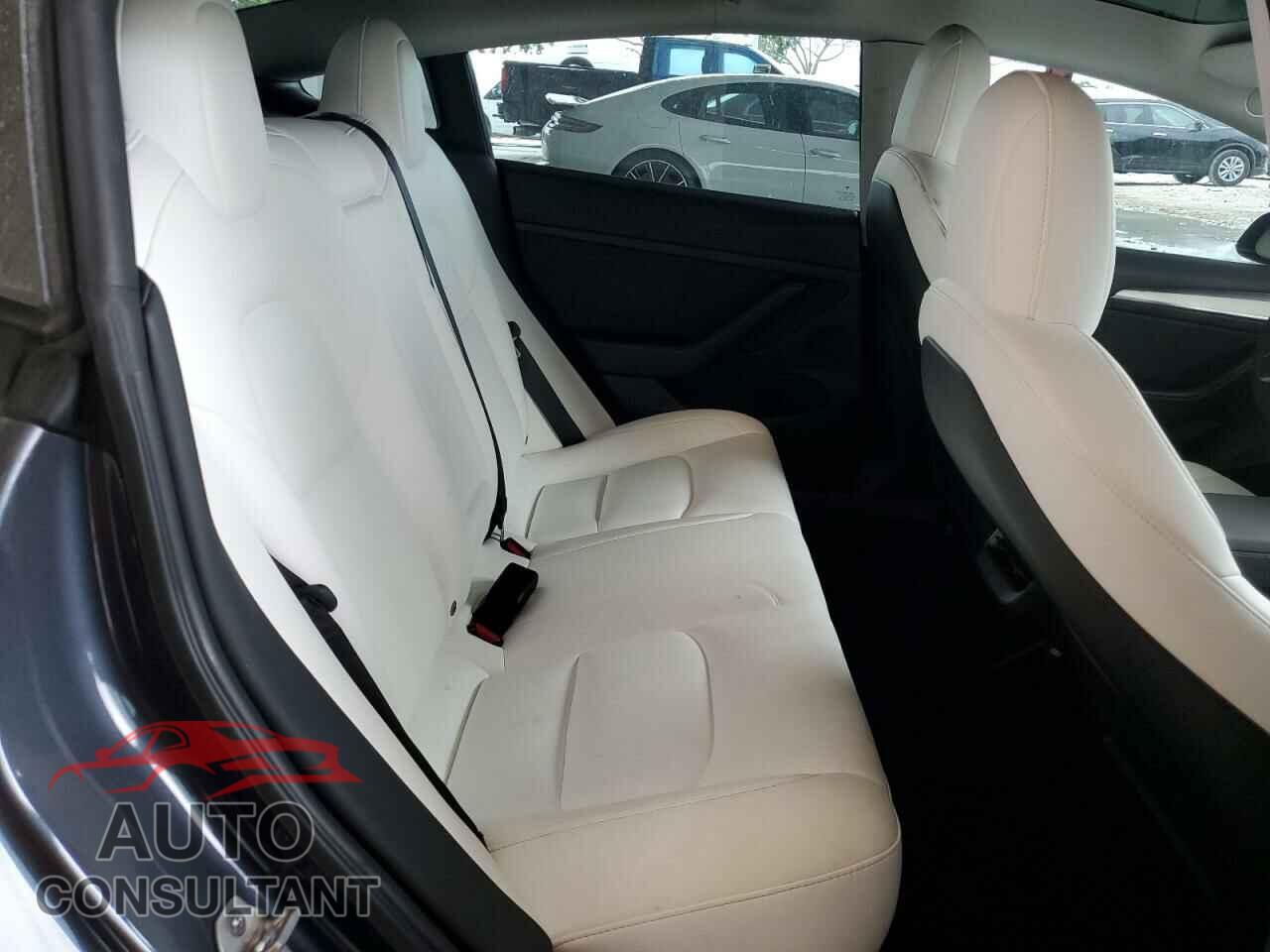 TESLA MODEL 3 2022 - 5YJ3E1EA2NF234364