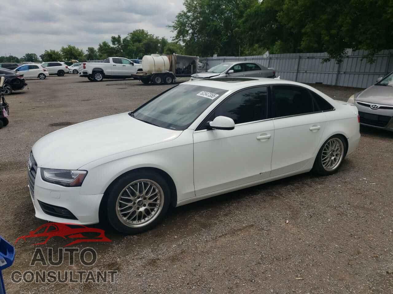 AUDI A4 2013 - WAUFFCFL9DN048419