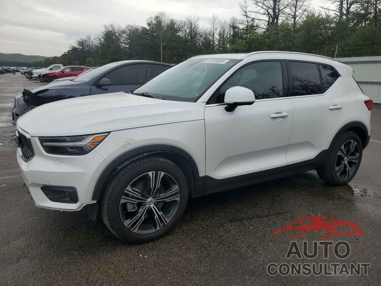 VOLVO XC40 2022 - YV4162UL8N2666891