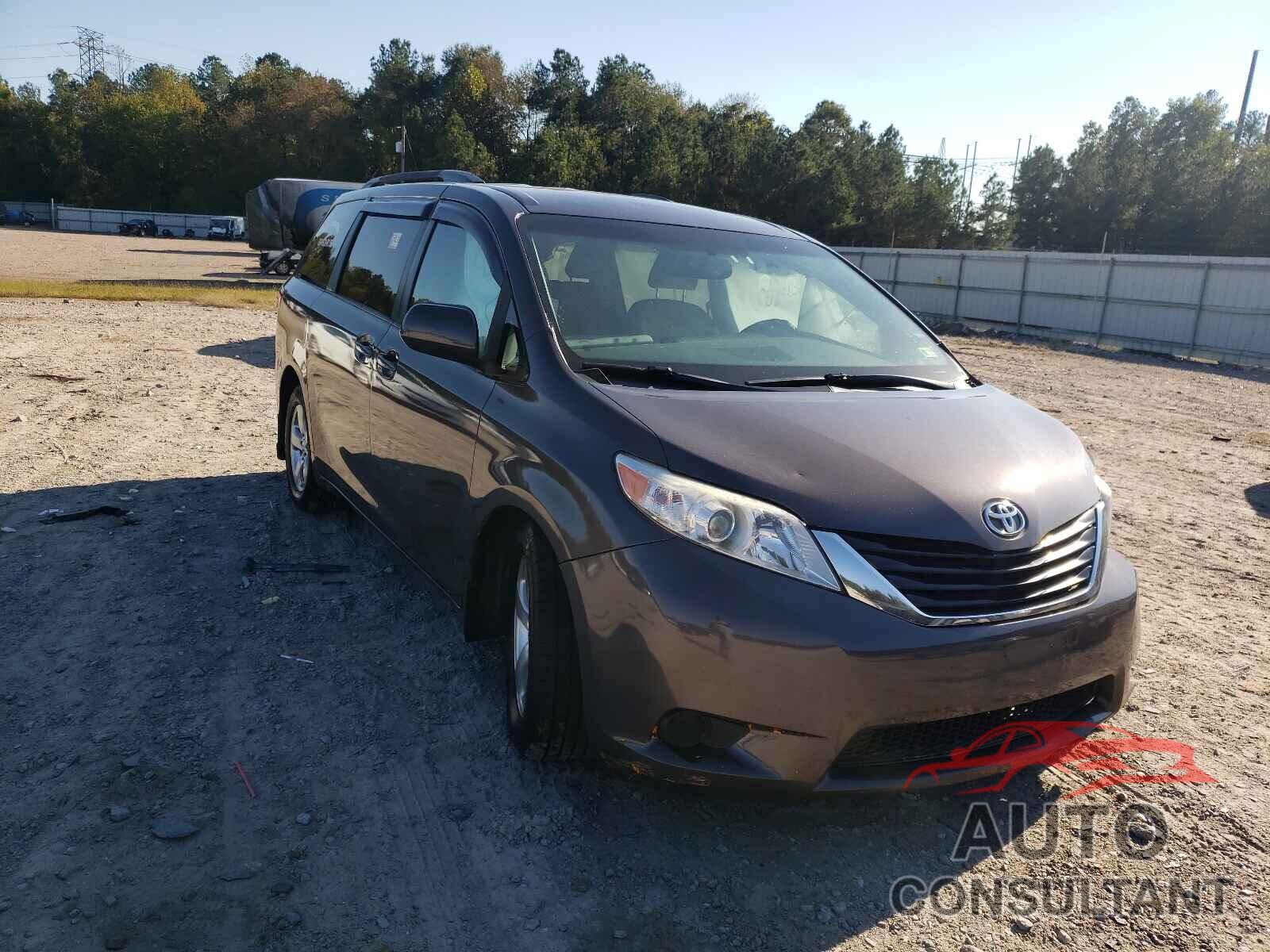 TOYOTA SIENNA 2017 - 5TDKZ3DC5HS777898