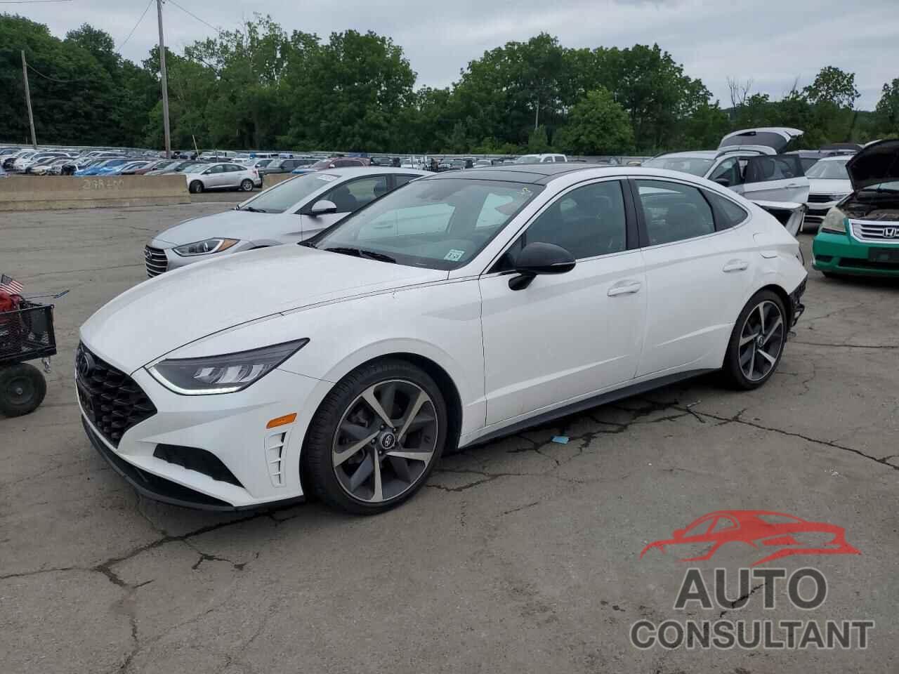 HYUNDAI SONATA 2023 - KMHL44J21PA249402