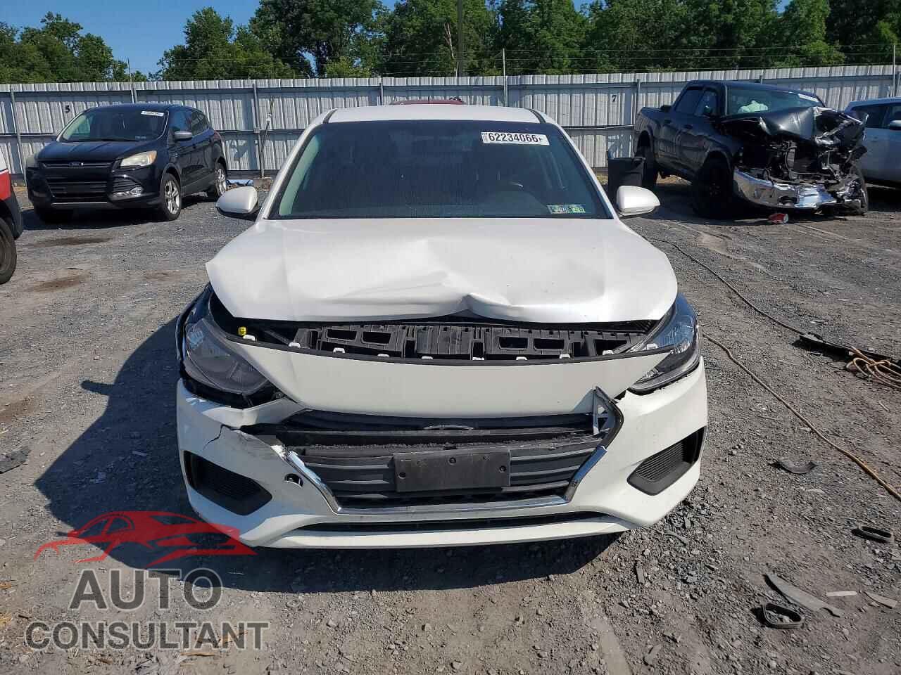 HYUNDAI ACCENT 2018 - 3KPC24A37JE024215