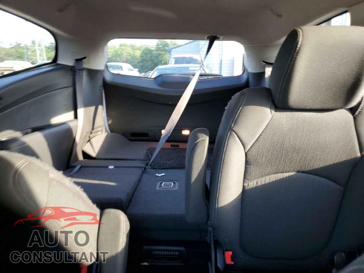 CHEVROLET TRAVERSE 2015 - 1GNKVGKD3FJ246800