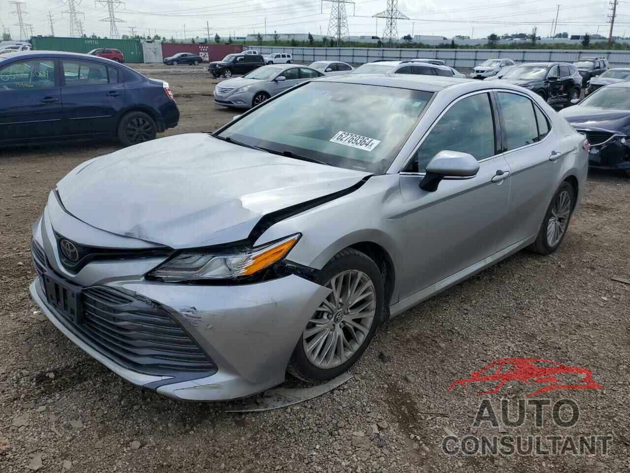 TOYOTA CAMRY 2018 - 4T1B11HK9JU065940