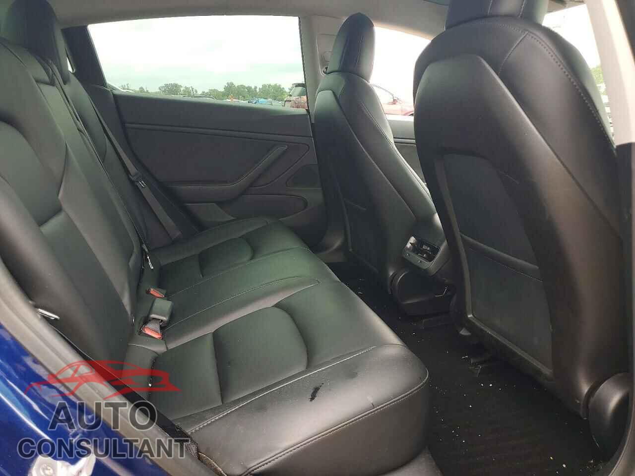 TESLA MODEL 3 2020 - 5YJ3E1EB0LF664481