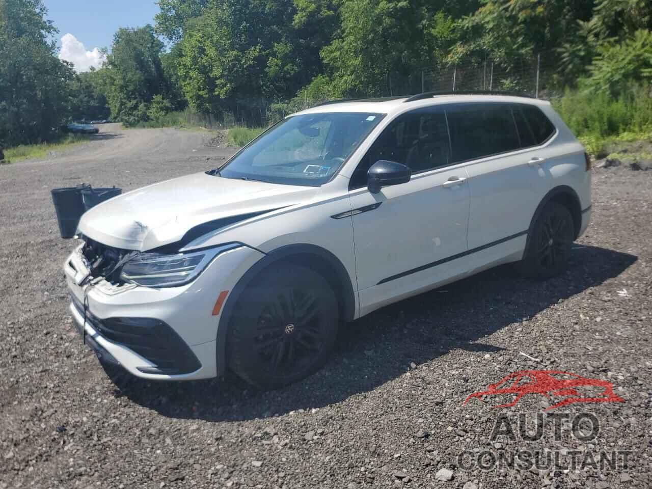 VOLKSWAGEN TIGUAN 2022 - 3VV8B7AX0NM092475