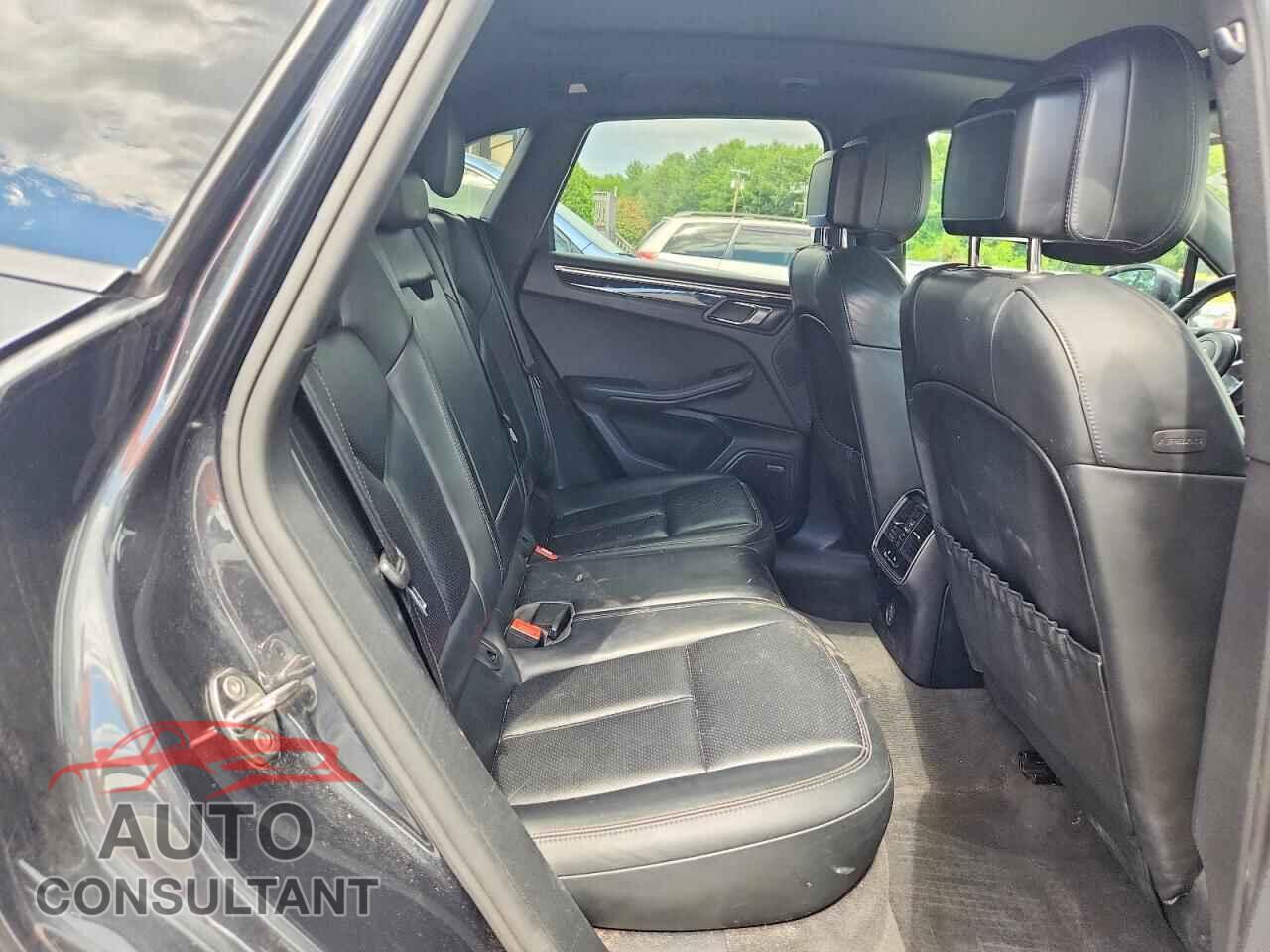 PORSCHE MACAN 2017 - WP1AA2A56HLB06193
