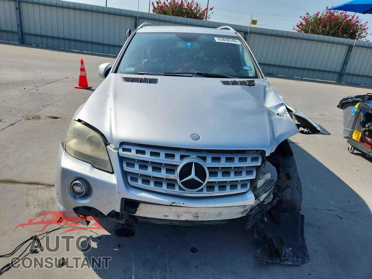 MERCEDES-BENZ M-CLASS 2009 - 4JGBB72E29A460865