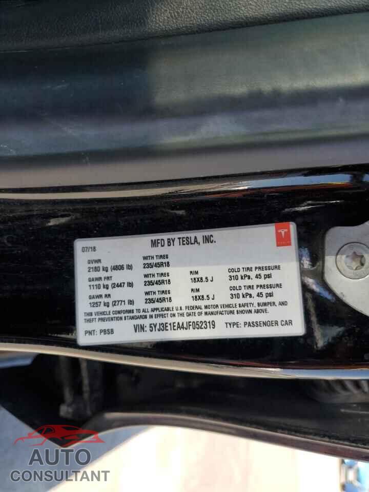 TESLA MODEL 3 2018 - 5YJ3E1EA4JF052319