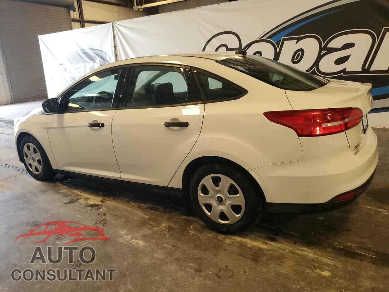 FORD FOCUS 2017 - 1FADP3E26HL312185