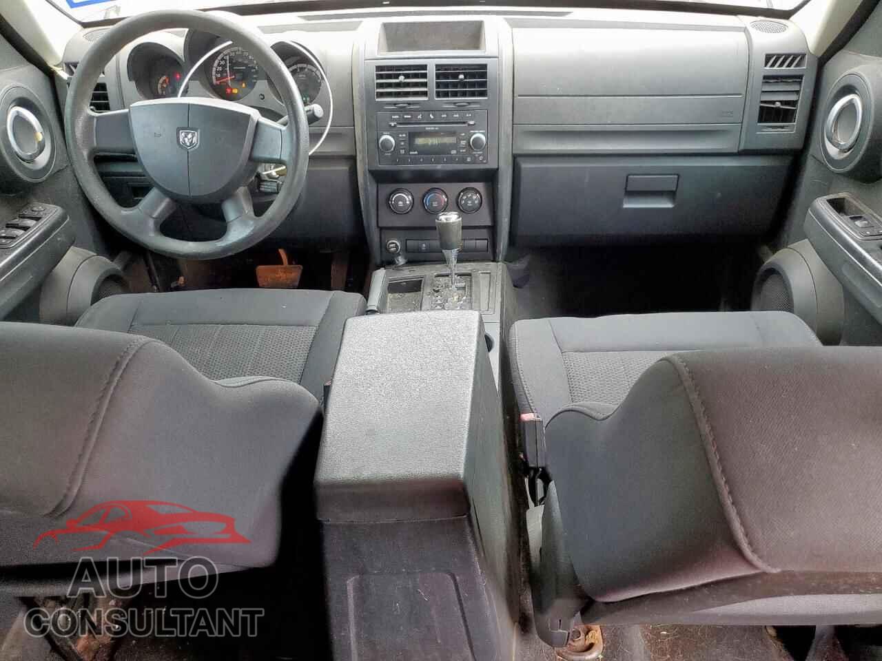 DODGE NITRO 2011 - 1D4PT4GX2BW504875