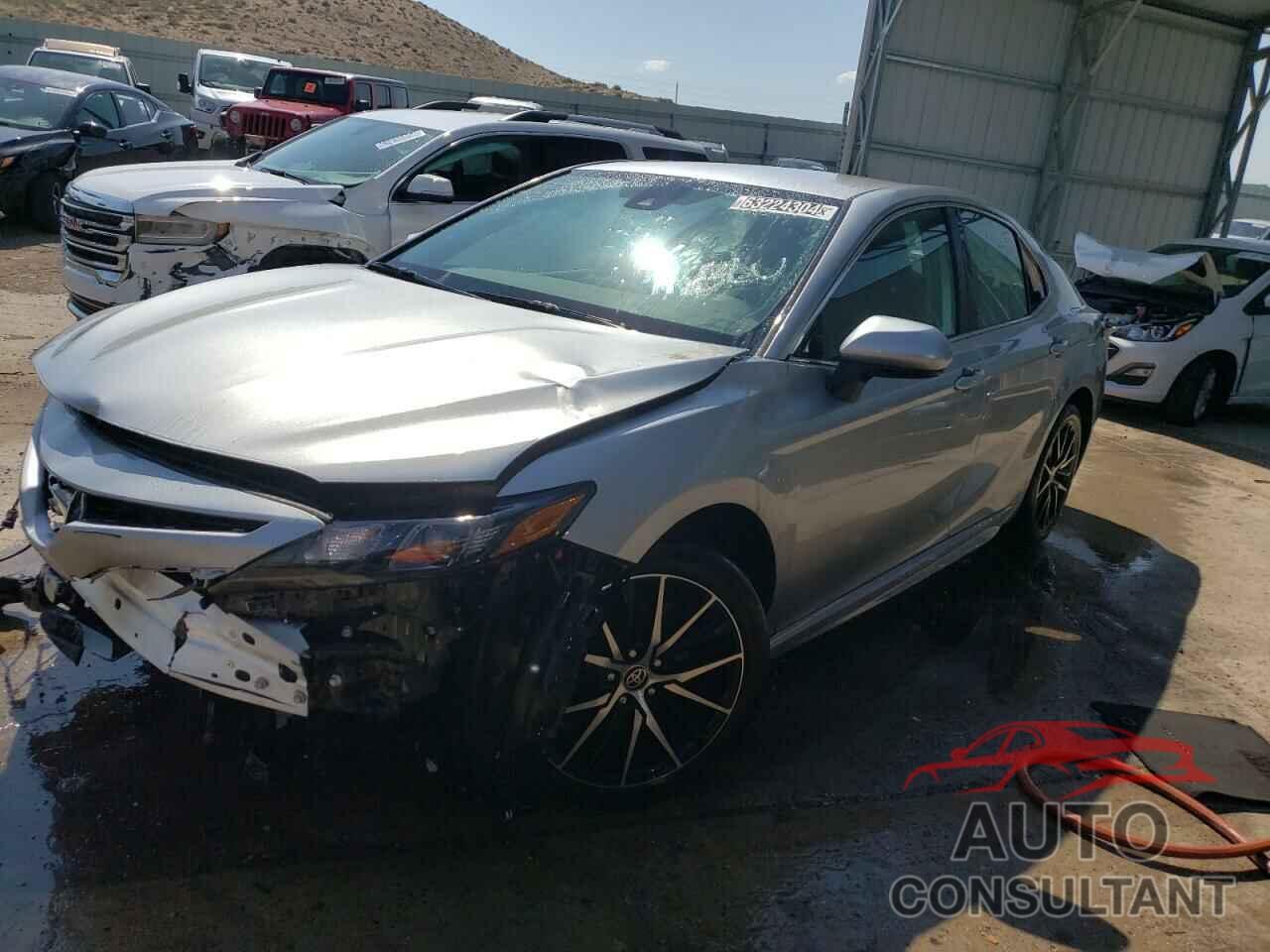 TOYOTA CAMRY 2024 - 4T1G11AK3RU840650