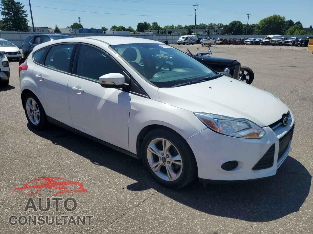 FORD FOCUS 2014 - 1FADP3K21EL323689