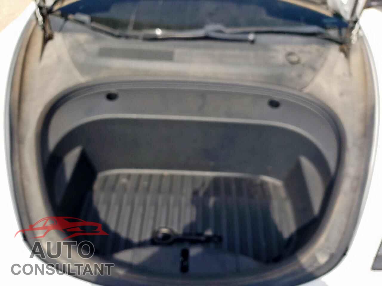 TESLA MODEL 3 2021 - 5YJ3E1EA8MF985564