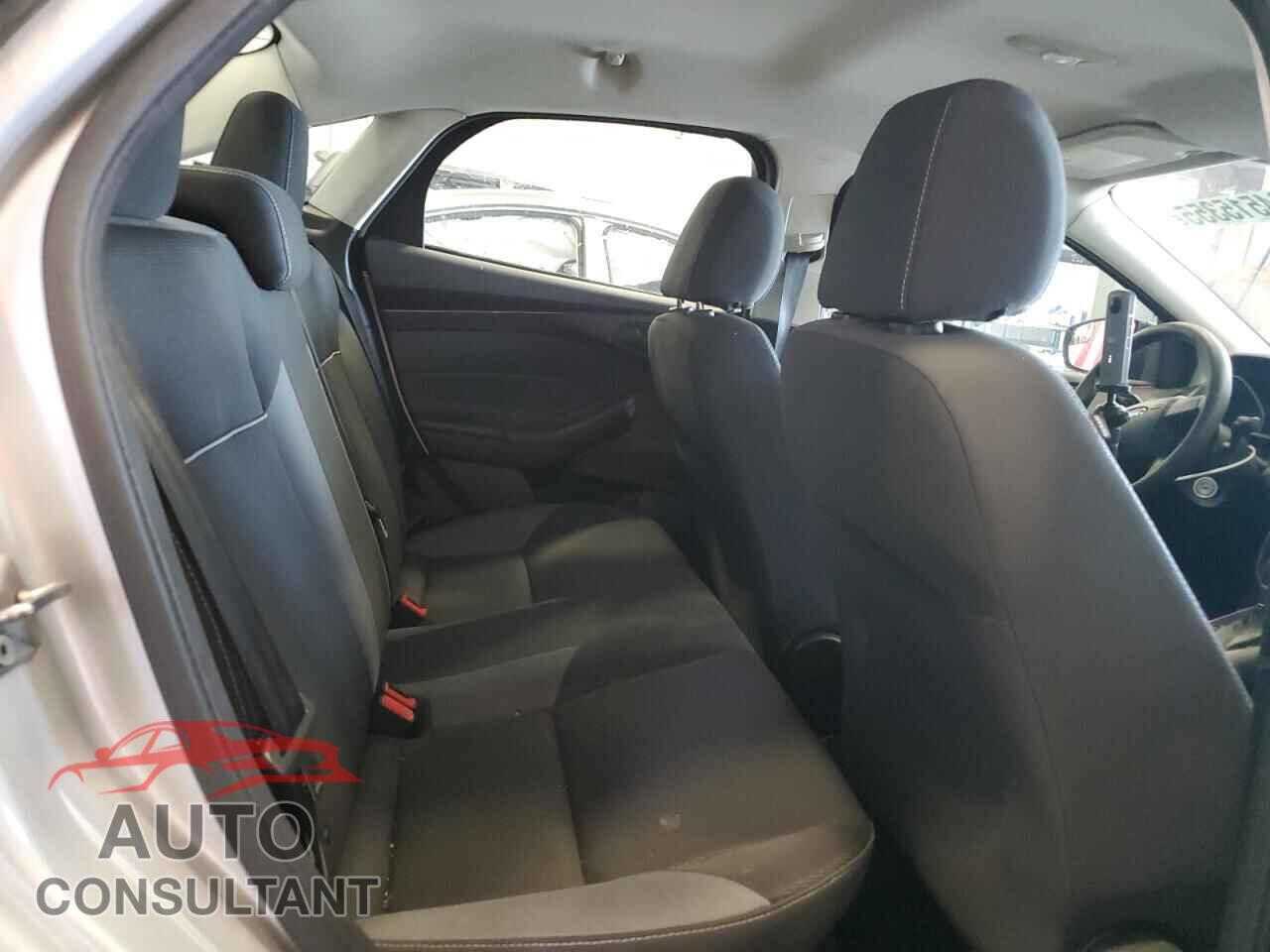 FORD FOCUS 2012 - 1FAHP3E28CL390767