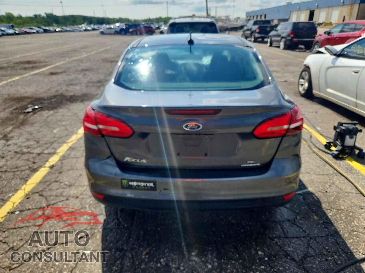 FORD FOCUS 2016 - 1FADP3F24GL359437
