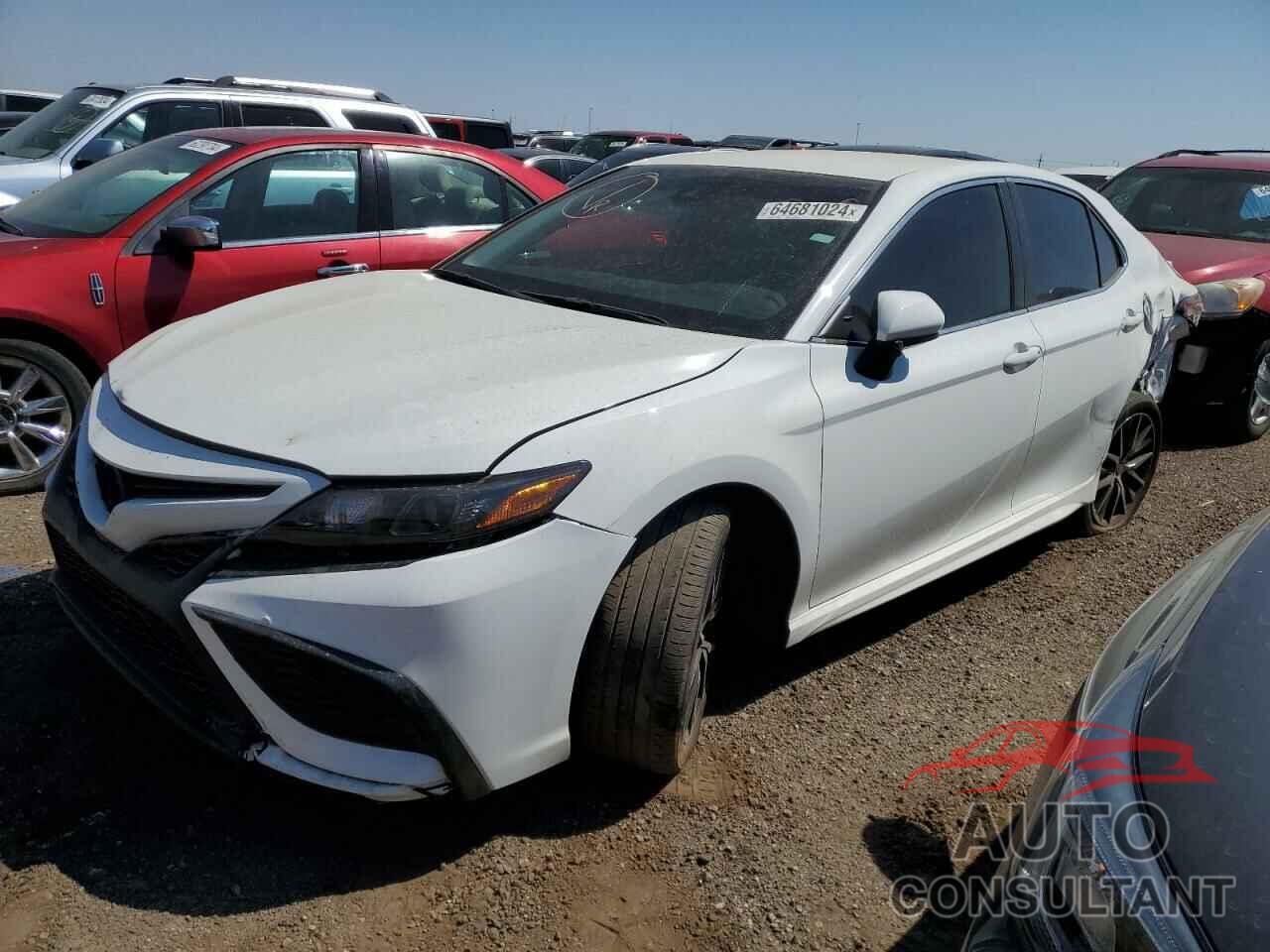 TOYOTA CAMRY 2021 - 4T1G11AK5MU494318