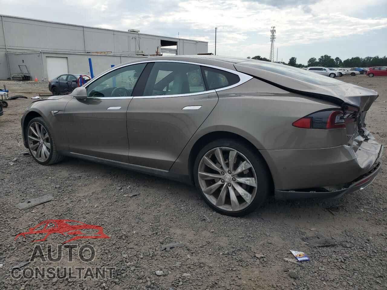 TESLA MODEL S 2015 - 5YJSA1H15FF087557